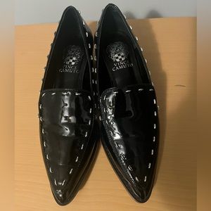 Vince Camuto Black Faux Patent Leather Bibelle 7.5 Loafer